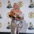 grammy, žena