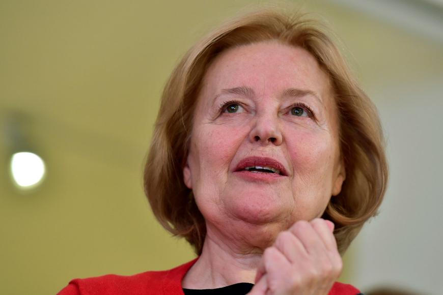 Cenu prezidenta MFF Karlovy Vary letos převezme herečka Magda Vášáryová