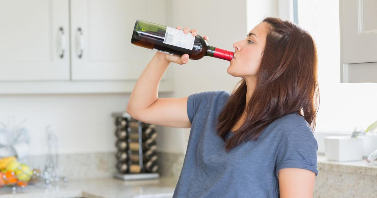 Být střízlivý je v módě. Co se děje s mladou generací?