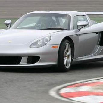 porsche carrera GT