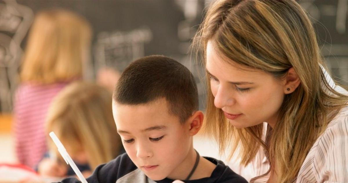 Učitelem i bez „peďáku“. Školám chybí lidé, roli pedagoga si můžete vyzkoušet i vy