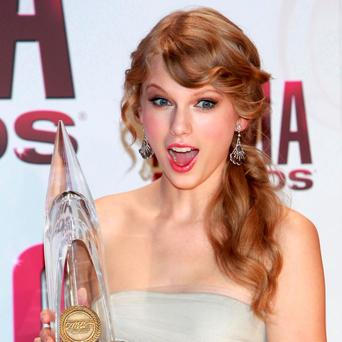 Účesy : Taylor Swift