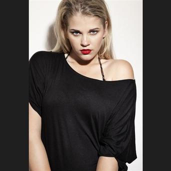 Barbora Bartáková - plus size modelka