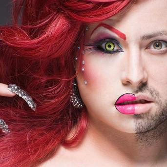 Poloviční travestiti