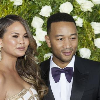 Chrissy Teigenová a John Legend