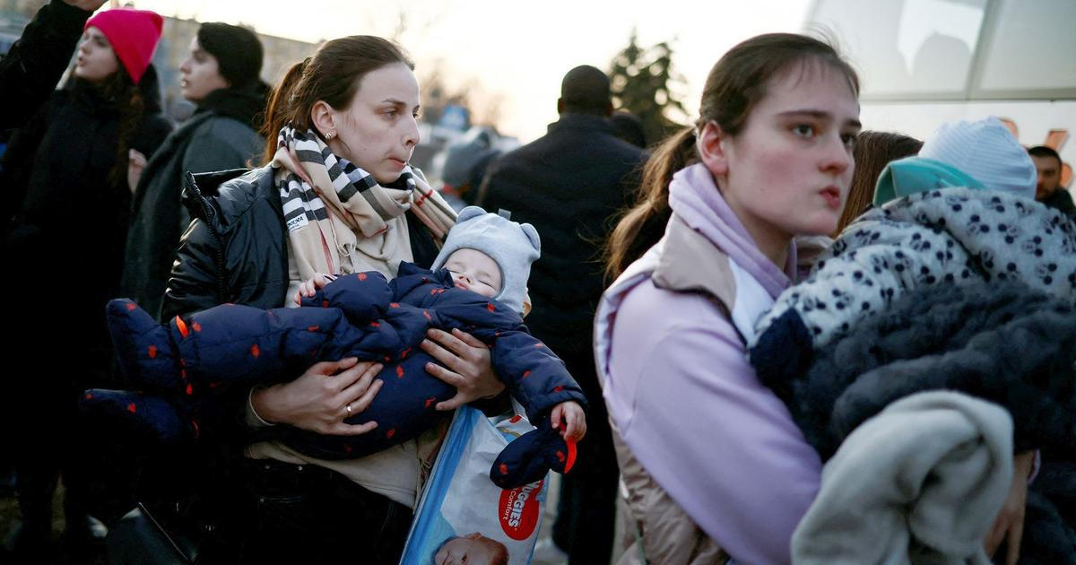 Ukrajinský dluh dosáhl kritické hranice. Analytici popisují, co Ukrajinu zachrání