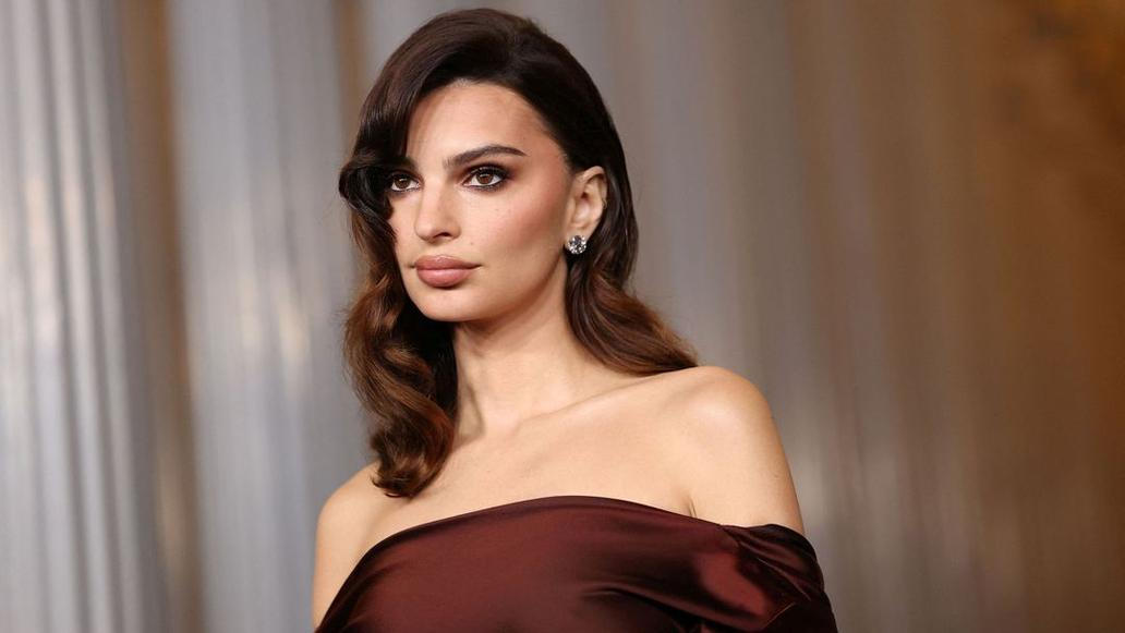 Červené rtěnky stranou