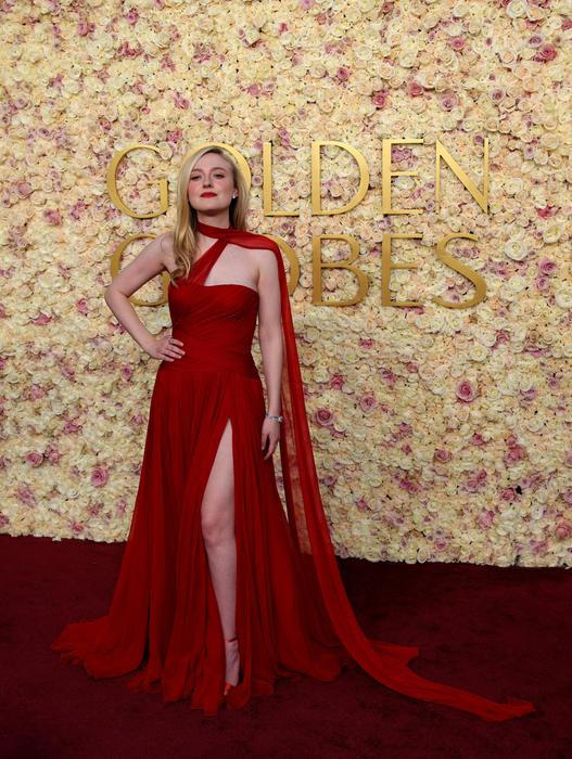 Dakota Fanning na Zlatých globech 2025