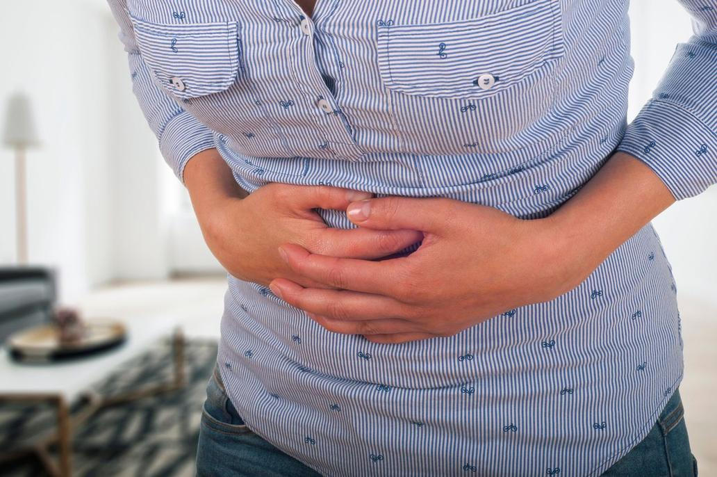 bolesti břicha, žena