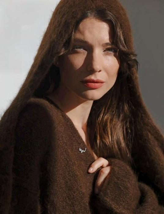 Šperky: Vuch Laboratory x Adéla Pečlová