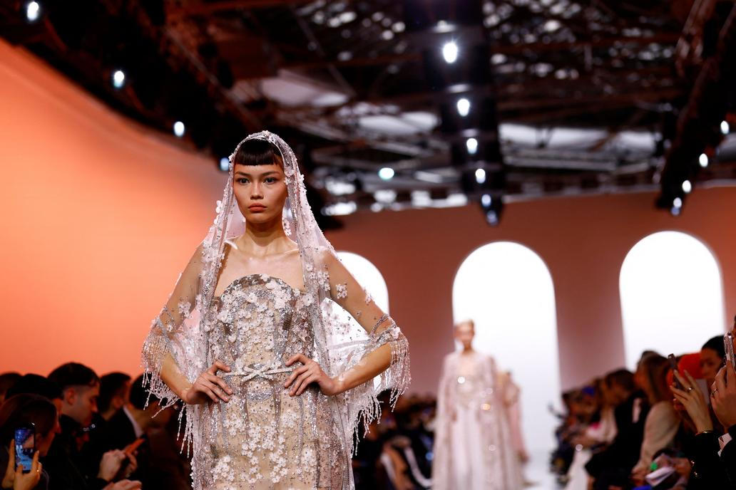 Paris Fashion Week: Elie Saab