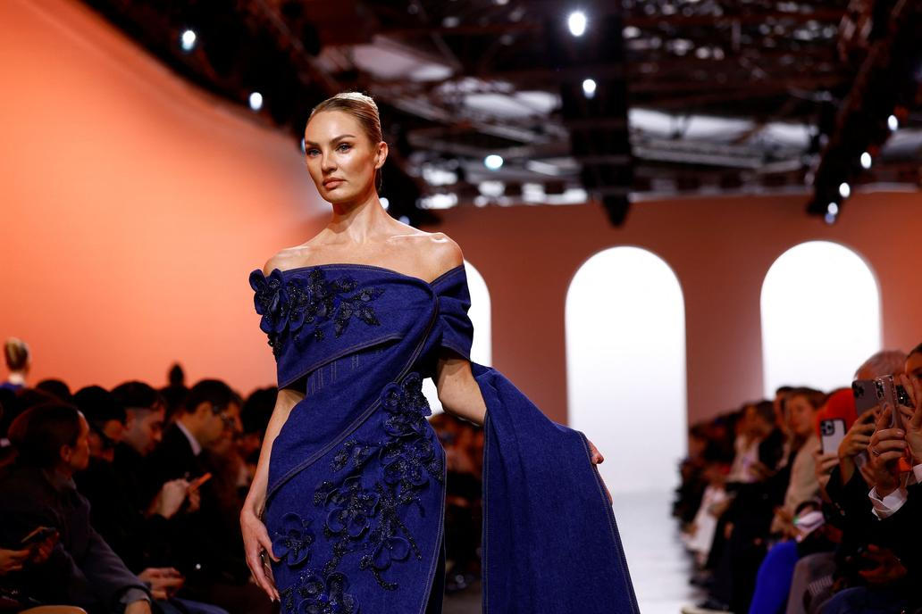 Paris Fashion Week: Elie Saab