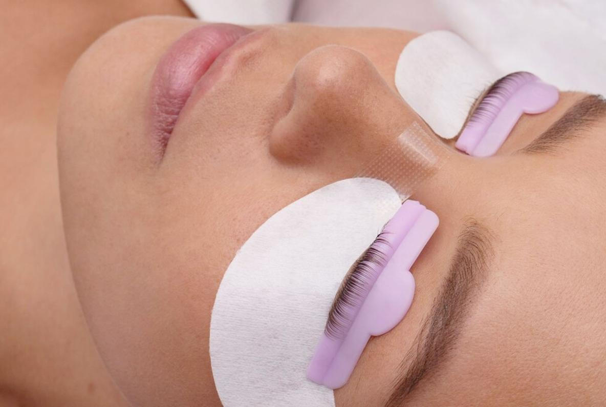 Lash lifting 