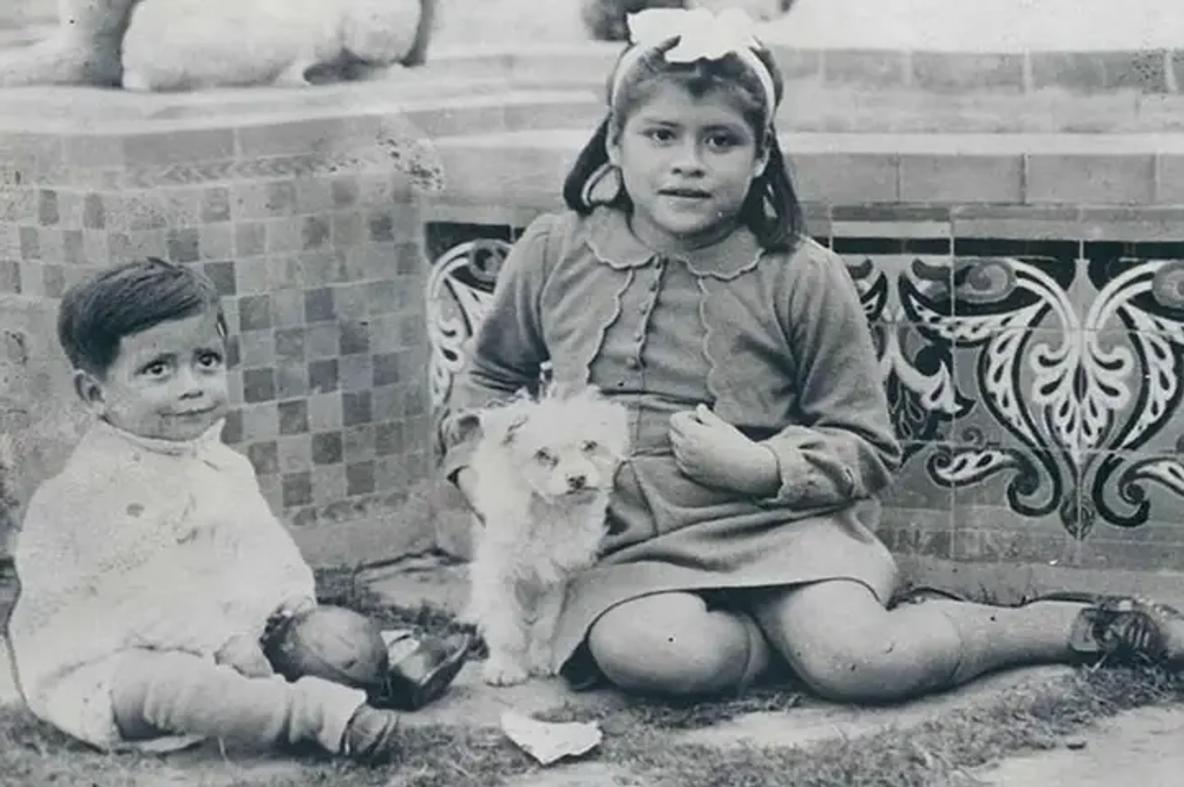 Lina Medina se svým synem Gerardem