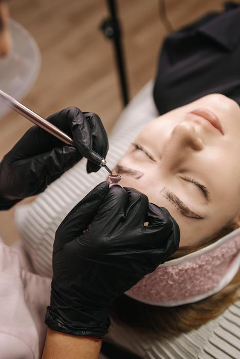 Mikroblading obočí