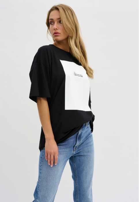 Dámské černé tričko