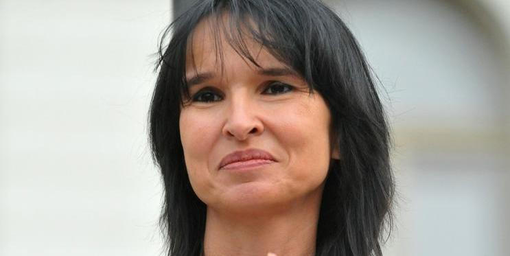 Simona Monyová