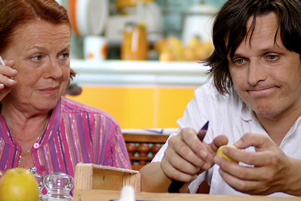 Iva Janžurová, Michal Malátný ve filmu Chyťte doktora