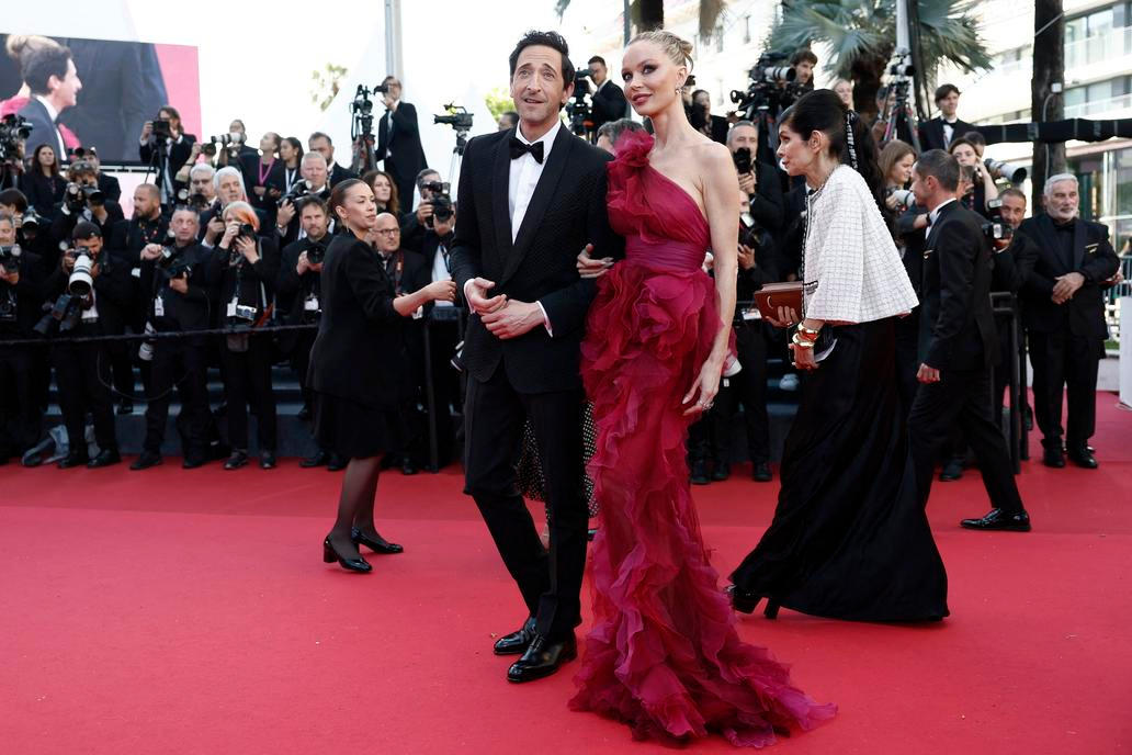 Cannes 2025: Adrien Brody a Georgina Chapman