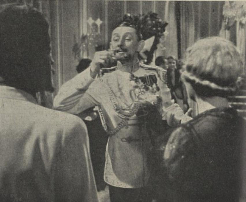 Vlasta Burian ve filmu Tři vejce do skla (1937)