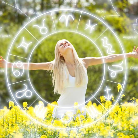 Astrologie a žena v přírodě