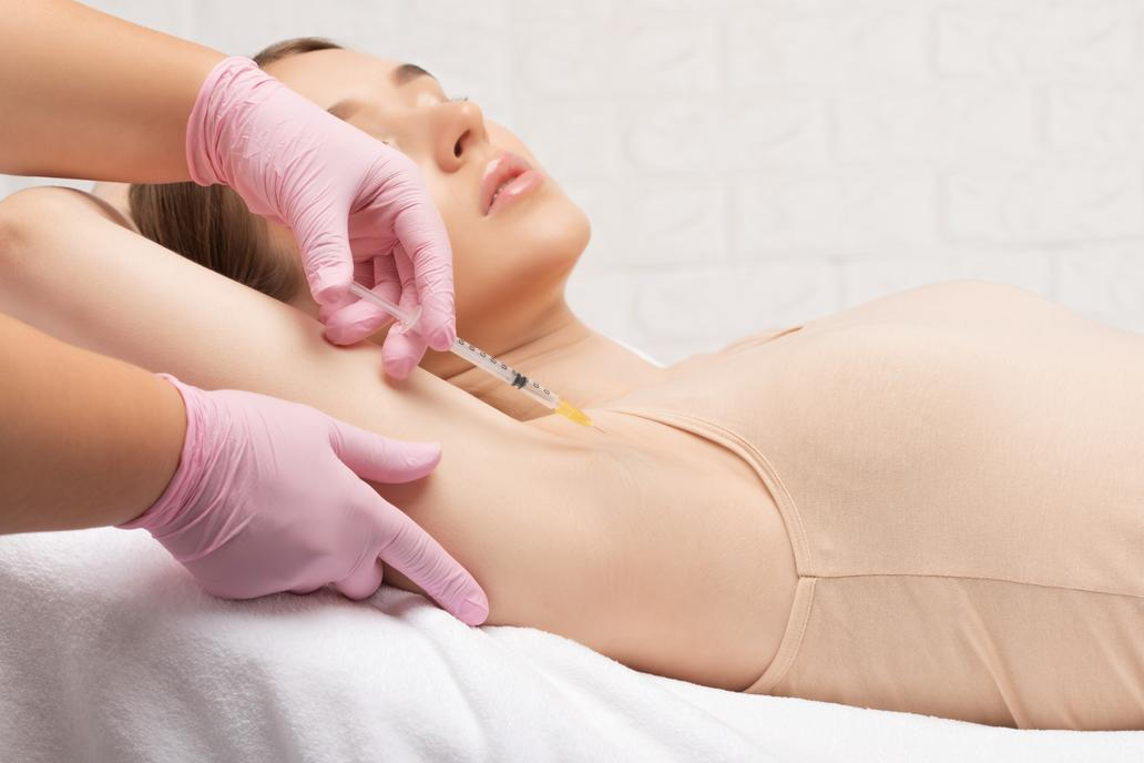 Vpich botulotoxínu do podpaží proti pocení