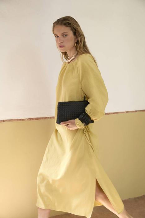 Žluté letní šaty