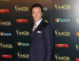 Julian McMahon