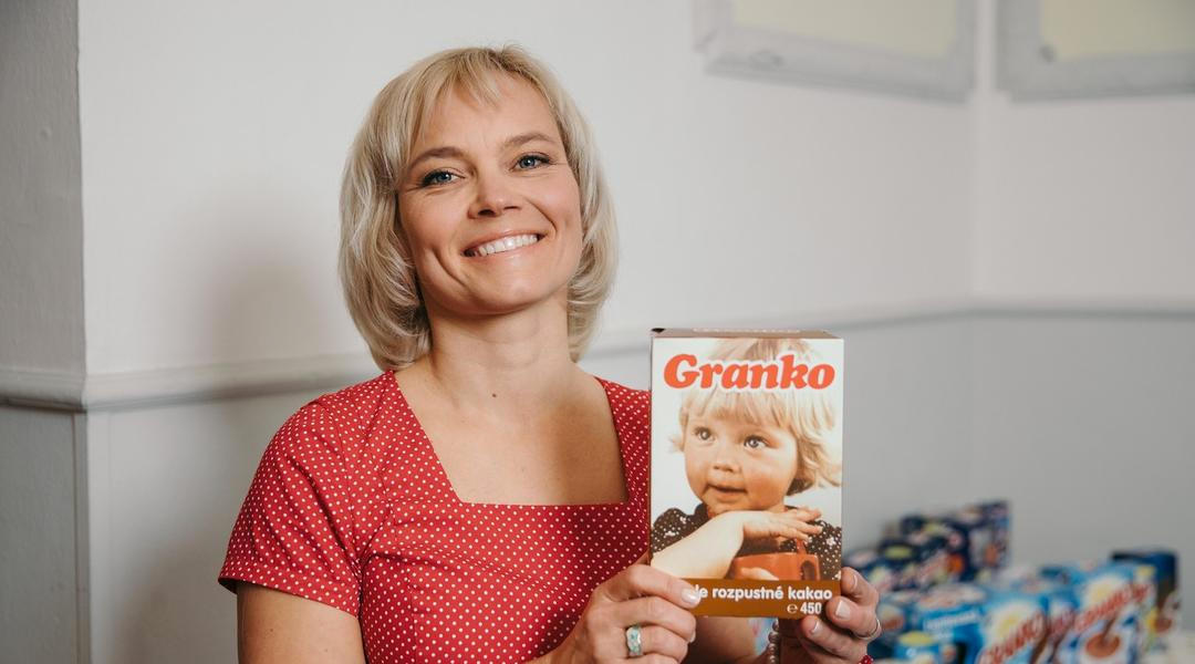 Na vůbec prvním obalu Granka byla zachycena tehdy dvouletá Veronika Fojtů, jejíž dětská tvář zůstala v paměti mnoha generací.