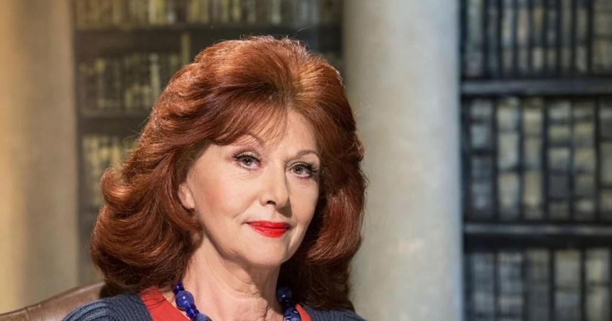 Profesionalita a šarm. Televizní ikona Saskia Burešová doma pěstuje růže a čte Čapka