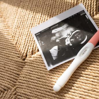 Těhotenský test a ultrazvuk