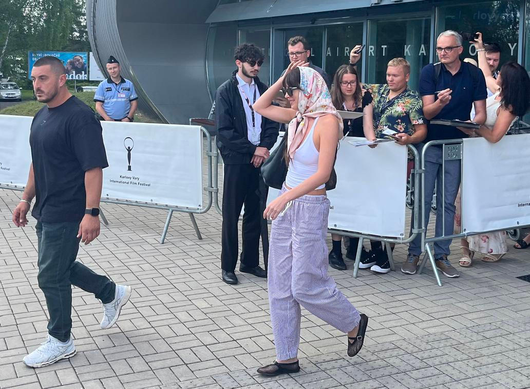 Dakota Johnson dorazila do Karlových Varů Dakota Johnson