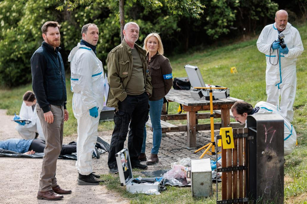 Kriminálka Anděl se vrací s posilami. Sedmá řada s Martou Dancingerovou a Jiří Dvořákem na Nově od 25. srpna