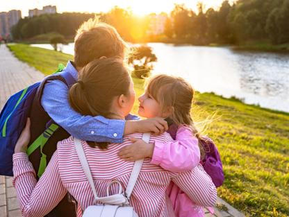 škola školní rok začátek školák děti ilustrační