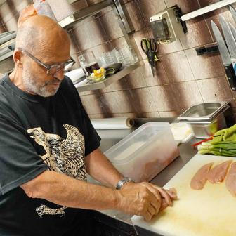 Ano, šéfe - 1. díl Ořechovka