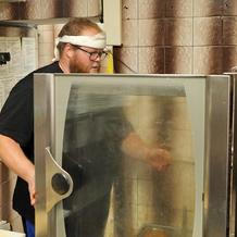 Ano, šéfe - 1. díl Ořechovka