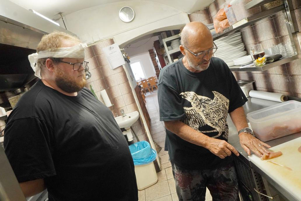 Ano, šéfe - 1. díl Ořechovka