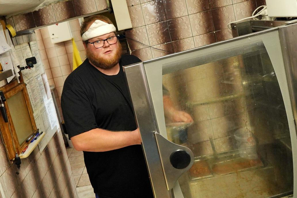 Ano, šéfe - 1. díl Ořechovka