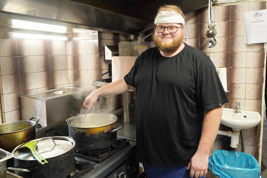 Ano, šéfe - 1. díl Ořechovka