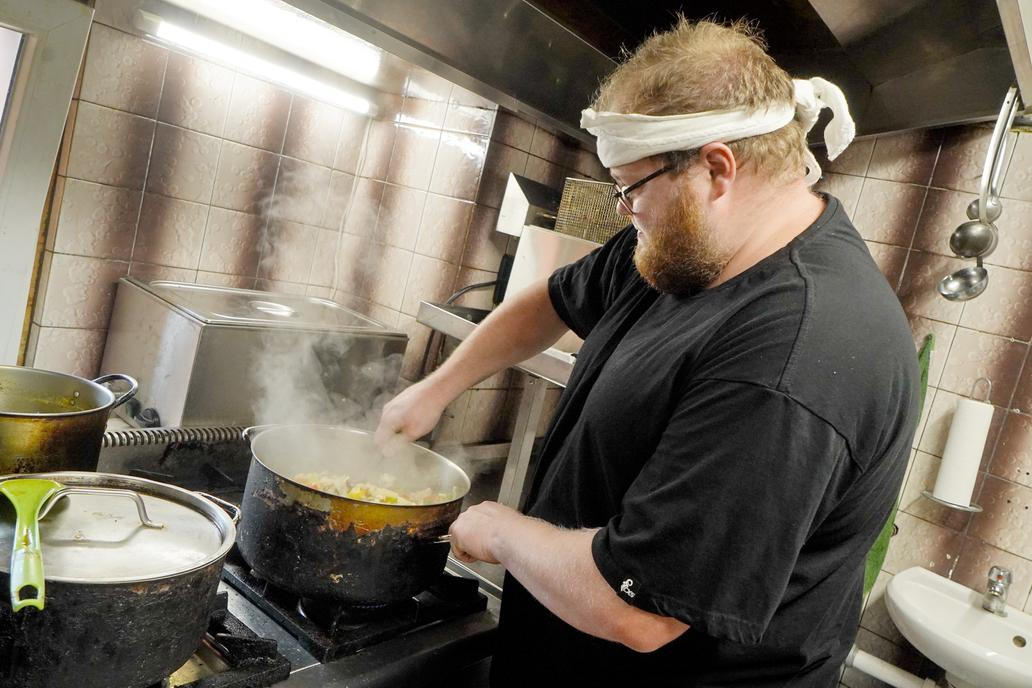 Ano, šéfe - 1. díl Ořechovka