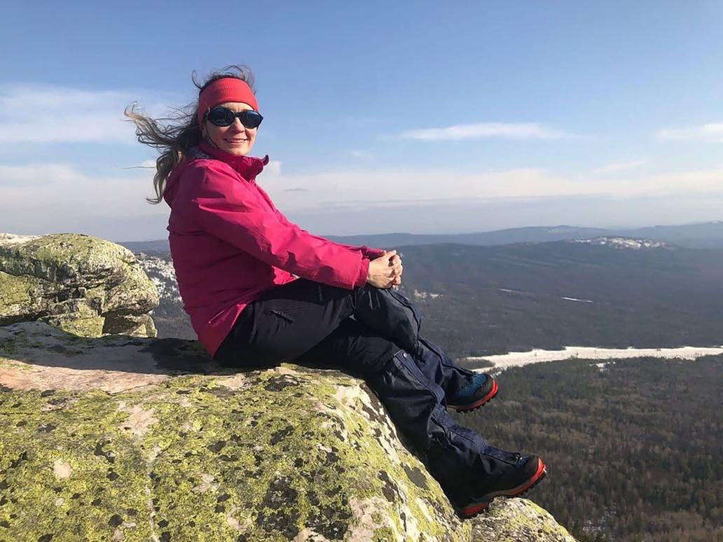 Ruská alpinistka Natalja Nagovicynová Ruská alpinistka Natalja Nagovicynová