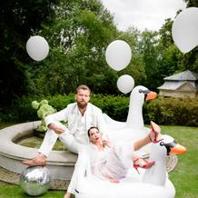 Svatba návrhářky Debbie Brown