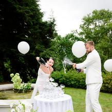 Svatba návrhářky Debbie Brown