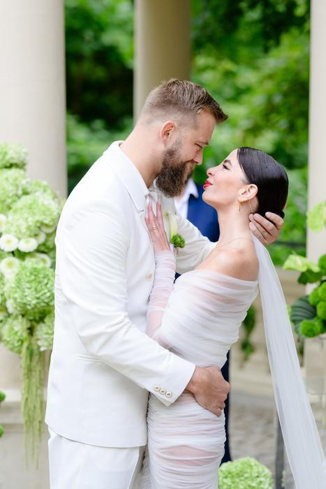 Svatba návrhářky Debbie Brown