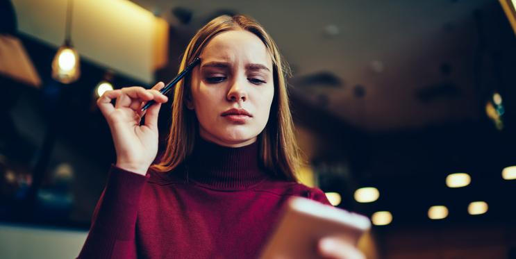 Přemýšlení nad online nakupováním