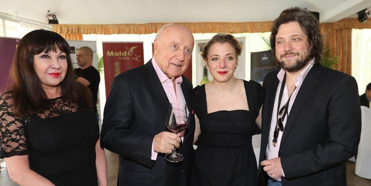 Dagmar Patrasová a Felix Slováček s dětmi