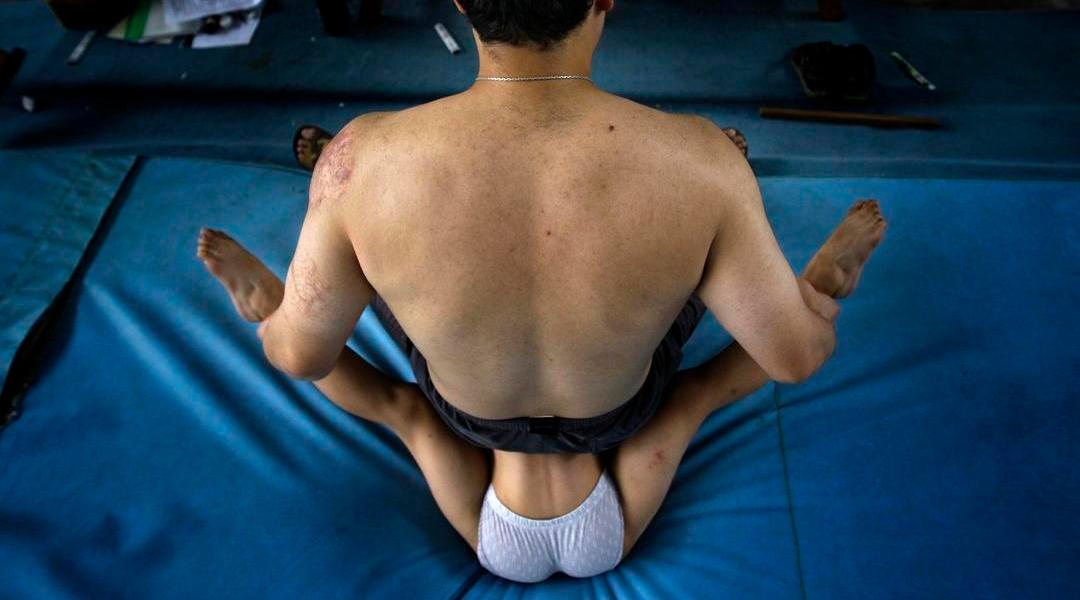 Drsná gymnastická škola Číny