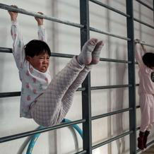 Drsná gymnastická škola Číny