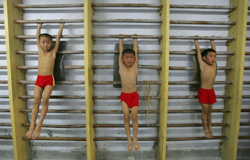 Drsná gymnastická škola Číny