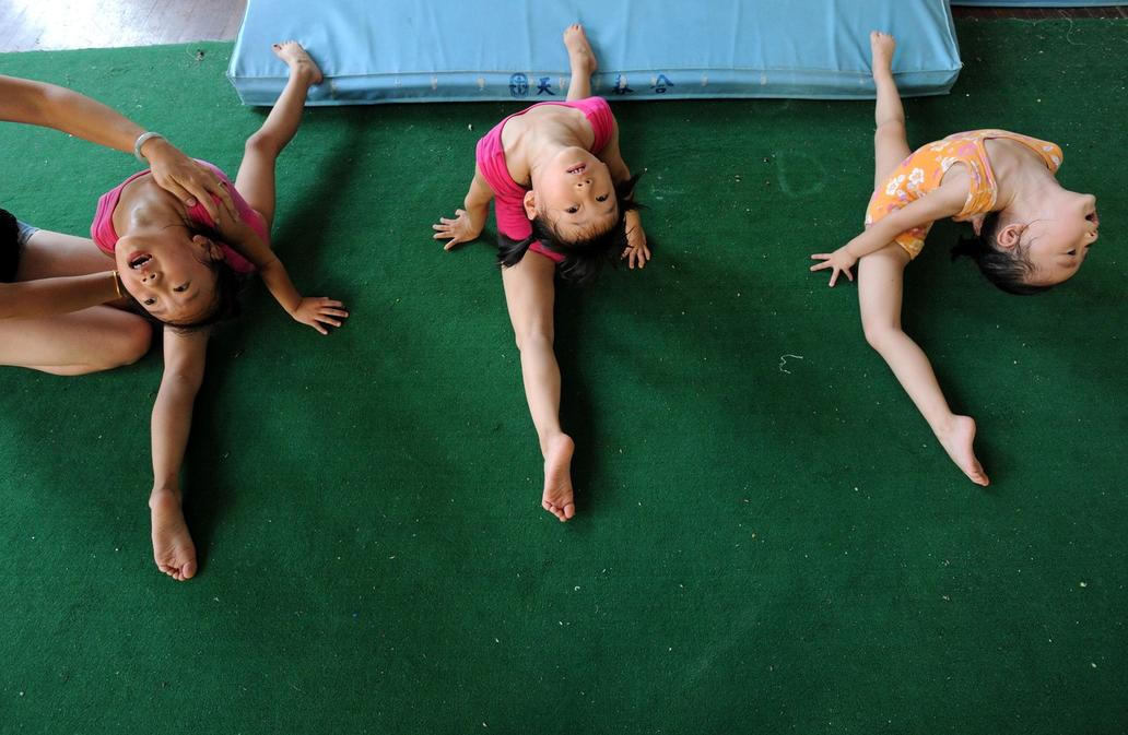 Drsná gymnastická škola Číny